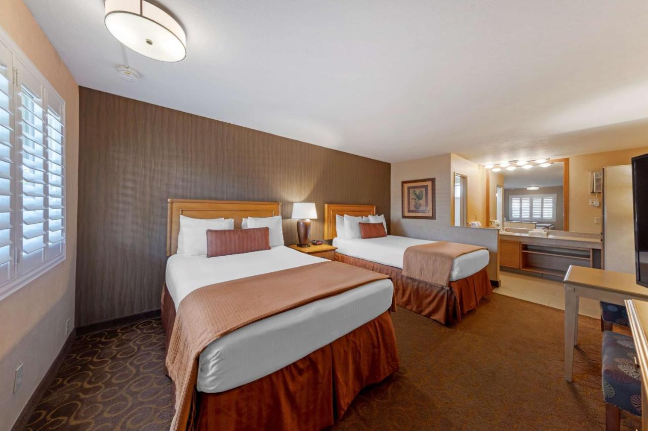 Best Western Plus Pavilions Anaheim Dış mekan fotoğraf