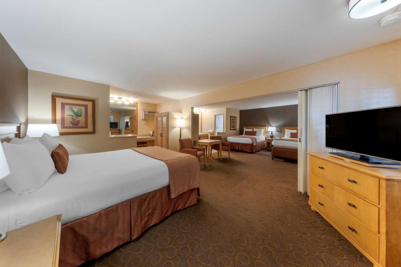Best Western Plus Pavilions Anaheim Dış mekan fotoğraf