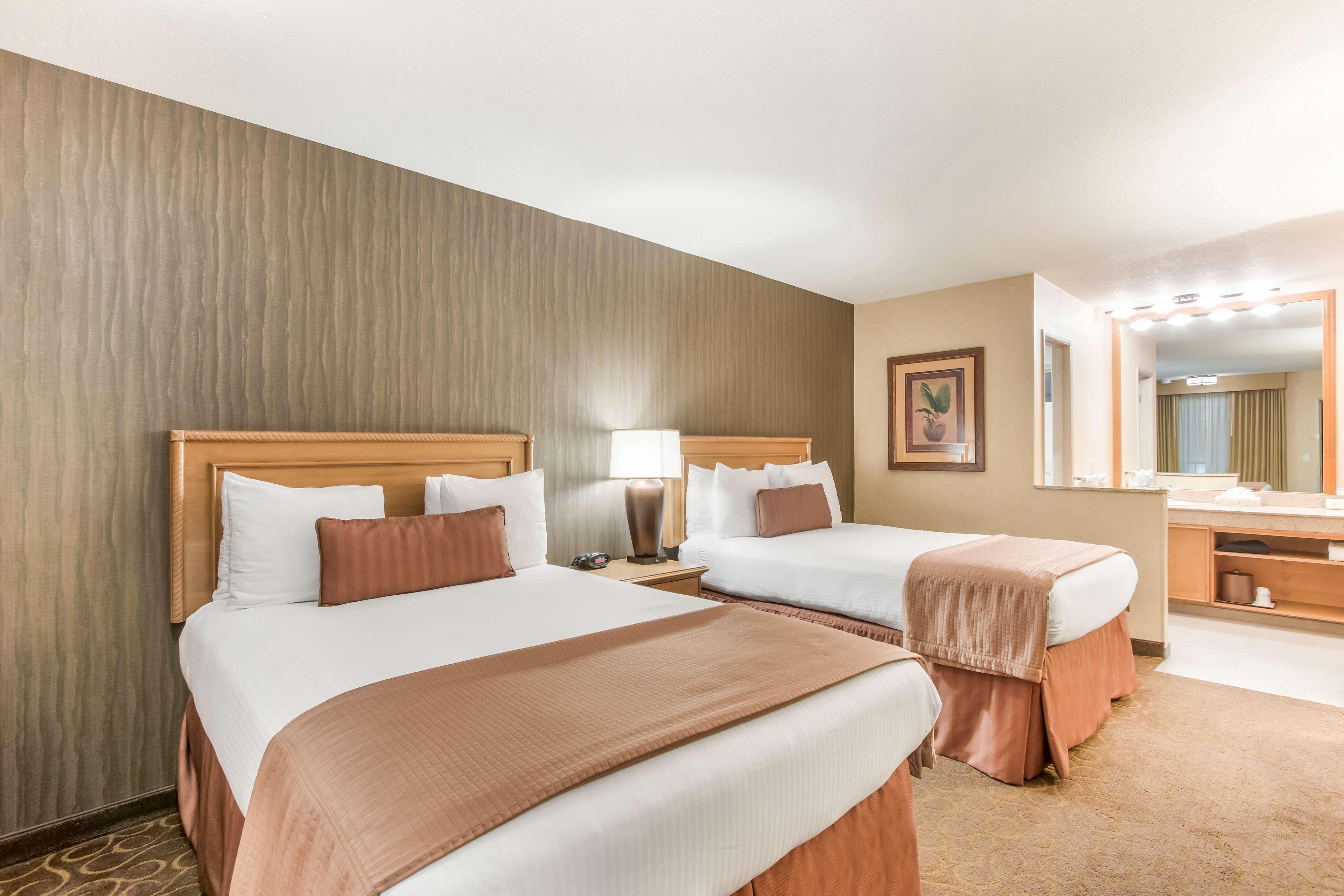 Best Western Plus Pavilions Anaheim Dış mekan fotoğraf