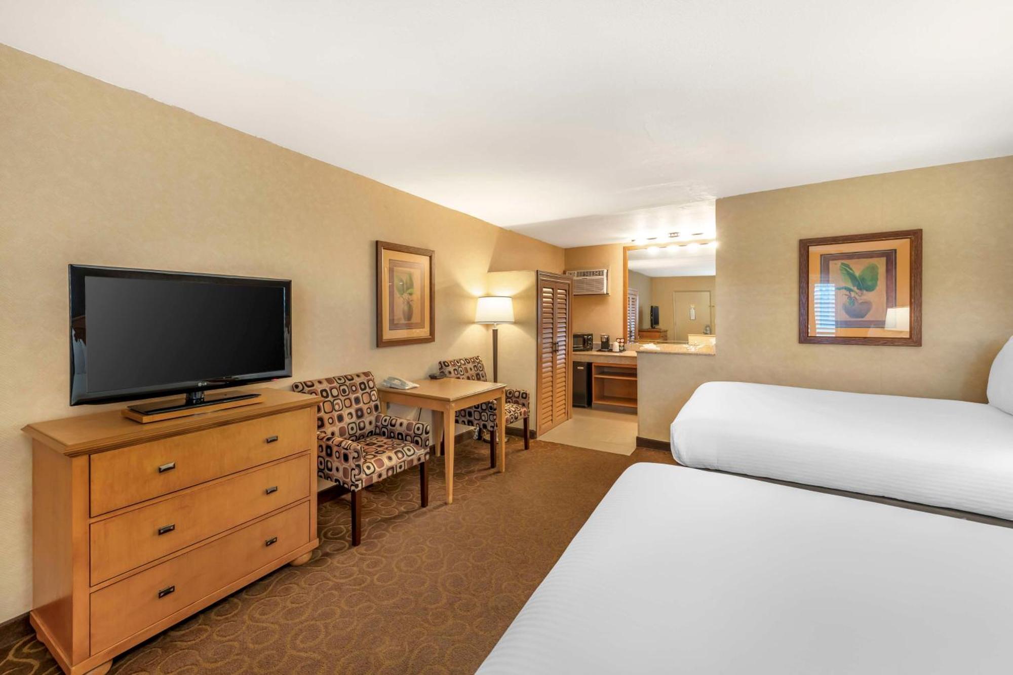Best Western Plus Pavilions Anaheim Dış mekan fotoğraf